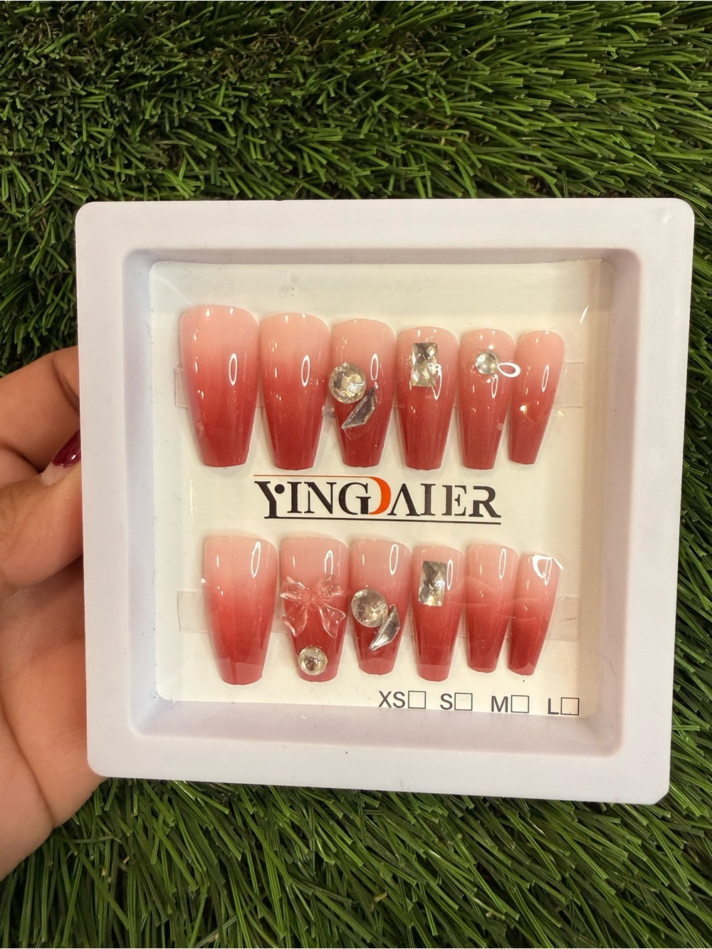 Yingdaier Ombre mix design  artificial Nails with Rhinestones with glue